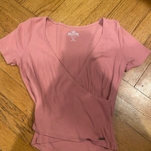 Hollister v neck baby tee